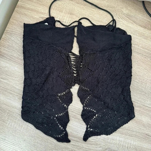 NWT Free People Knit Crochet Halter Top Shirt Black Small - Picture 1 of 8